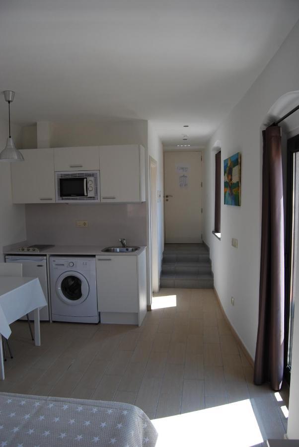 Apartaments Fonda Comerc Torroella de Montgrí Kültér fotó