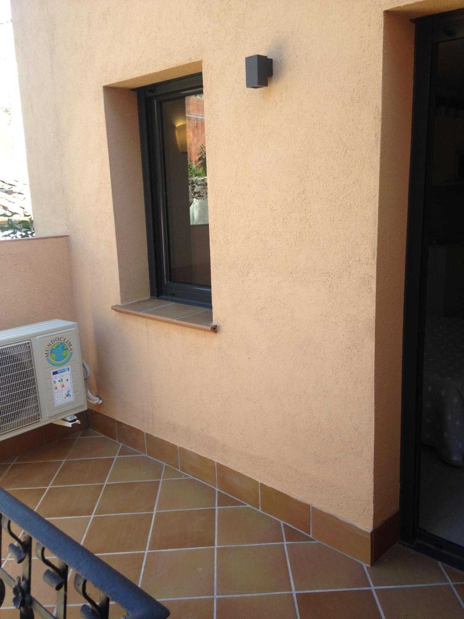 Apartaments Fonda Comerc Torroella de Montgrí Kültér fotó